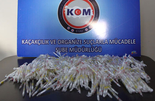 Bolu'da kobra zehri ele geçirildi değeri dudak uçuklattı