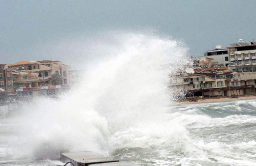 Antalya'da 5 ilçede okullar tatil edildi