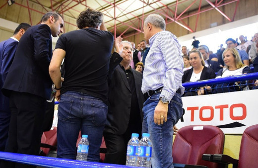 Aziz Yıldırım kendini böyle savundu: Evet tokat attım benim de gözlüğüm kırıldı