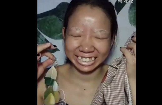 Genç kızın makyajla değişimi şoke etti 'Makyaj yasaklansın' dedirtti