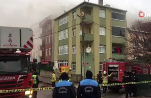 Sancaktepe'de tekstil atölyesinde yangın