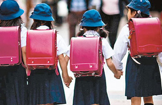 Japonya'da rezalet 10 yaşındaki kızı katiline teslim ettiler