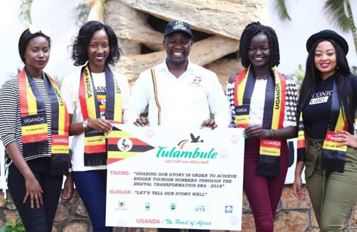 Uganda’da seksi ve kıvrımlı kadın rezaleti Turizm Bakanı değil sanki fuhuş bakanı