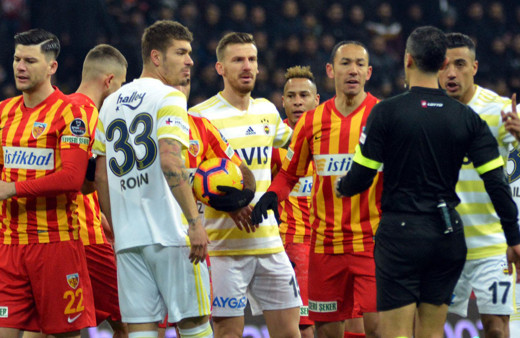 Olaylı maç sonrası bomba yorum: 'Fener'i doğrayın' talimatı yerine getirildi