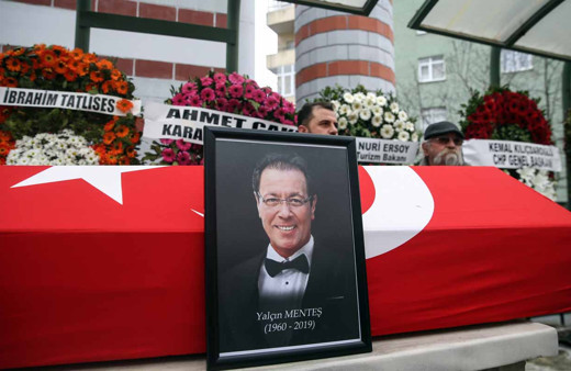 Oyuncu Yalçın Menteş, son yolculuğuna uğurlandı