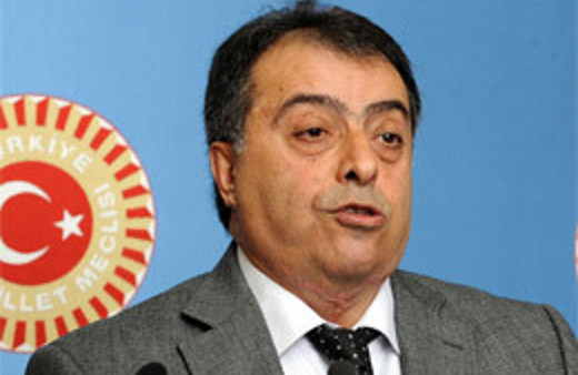 Türk doktorlarının burnu sürtünecek! 