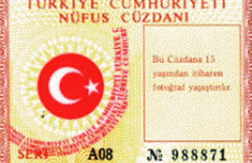 Evli kadına soyadı özgürlüğü!