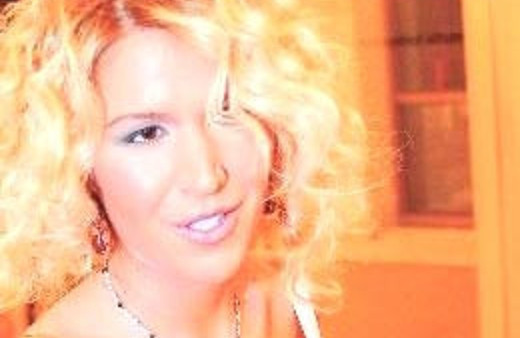 Derin Mermerci'den Cem Aydın'a evlilik sözleşmesi