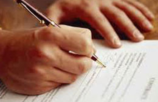 Eşinden izin alamayan bunu yapamayacak!