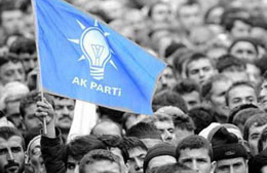 AK Parti'de yolsuzluk istifası!