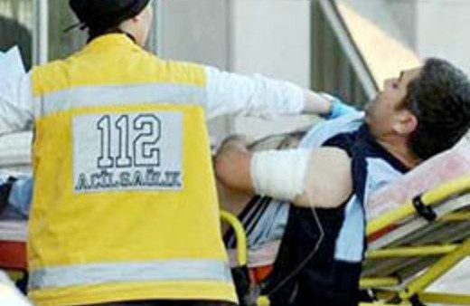 Kilis'te iskele çöktü: 1 ölü, 2 yaralı