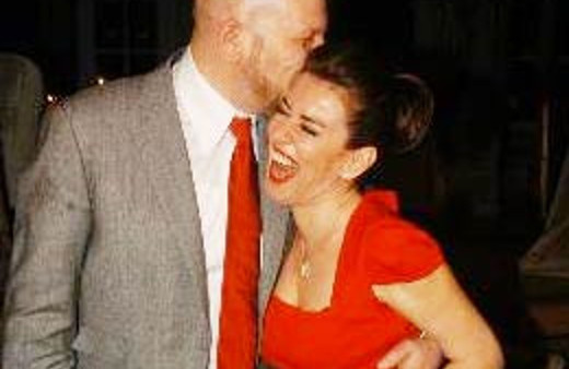 Ünlü oyuncu tek celsede boşandı!