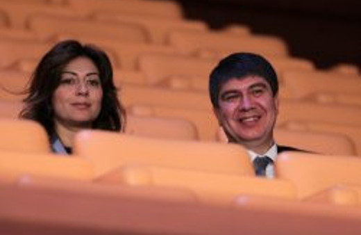 Bak hanım işte bizim Meclis