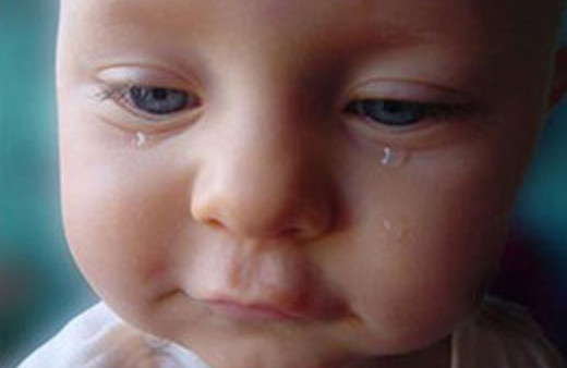 6 aylık bebek çöpte bulundu