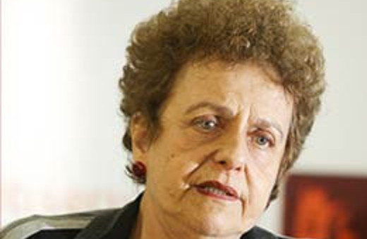 Kadın bakan Brezilya'yı ikiye böldü