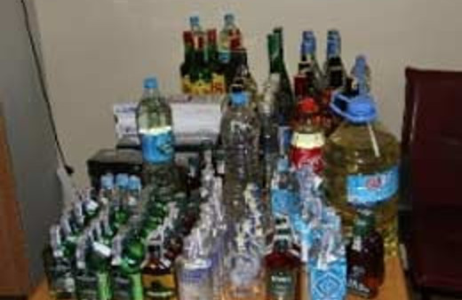 Tuvalette içki imalatı yapıp satacaklardı