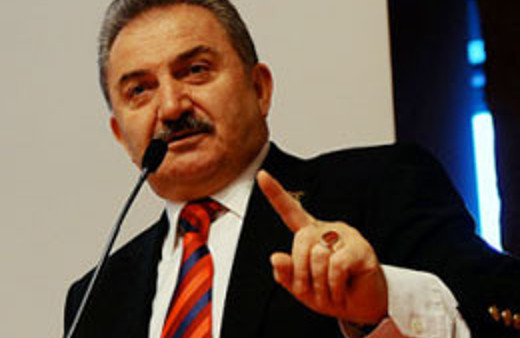 Yani bir darbeciye bile gittim