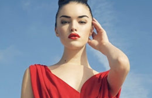 Dikkat!Bu renkler daha yaşlı gösteriyor