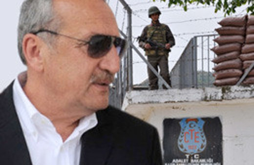 Mehmet Ağar'dan ilginç Ecevit anısı