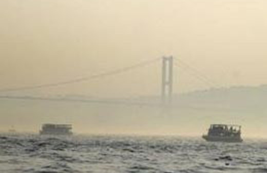 İstanbul Boğazı gemi trafiğine kapatıldı