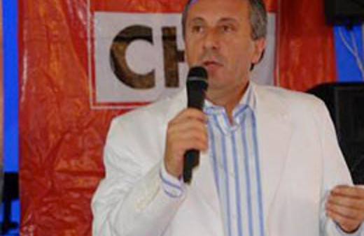 İşte CHP'yi karıştıran o pankart!