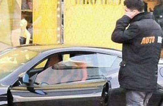 Bu ünlülerin cebinde akrep var