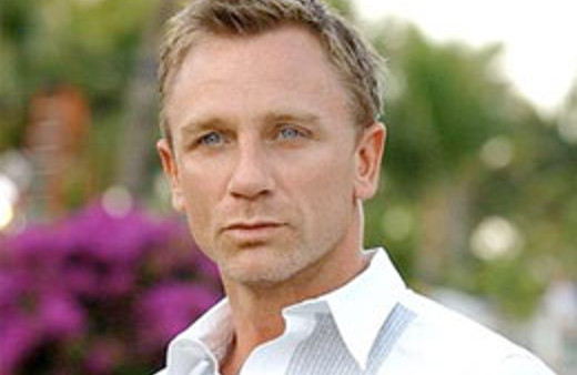 James Bond eksi 135 derecede