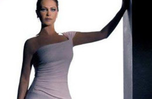 Kızım da babasıyla öpüşebilir