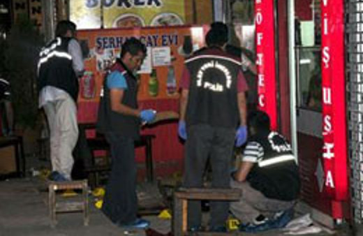 Bahçelievler'de kahvehaneye silahlı saldırı