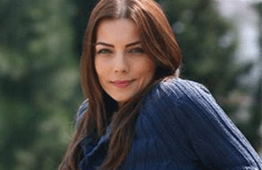 Burcu Kara'dan şok Vali Coş tweeti