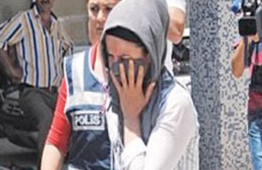 Karı-koca patrona şantaj yaptılar