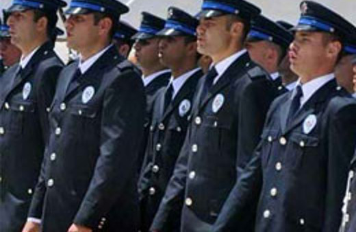 Polisliğe büyük ilgi!
