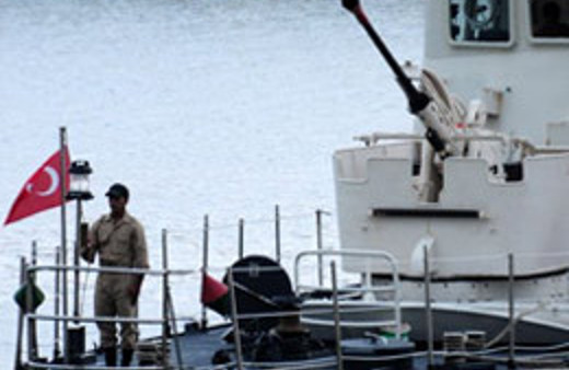 Savaş gemilerimiz ateşe hazır!