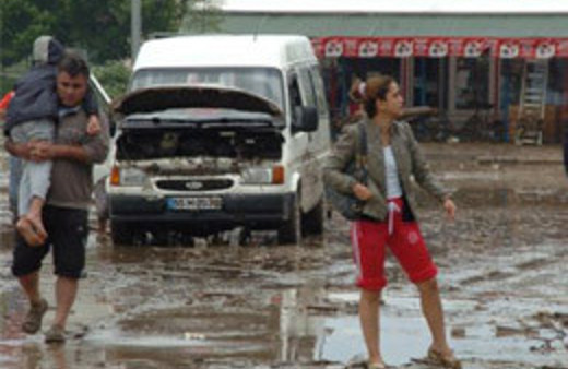 Kuvvetli yağış Samsun'u esir alacak!