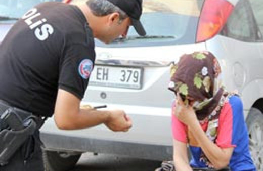 4 çocuk annesi uyuşturucu bağımlısı