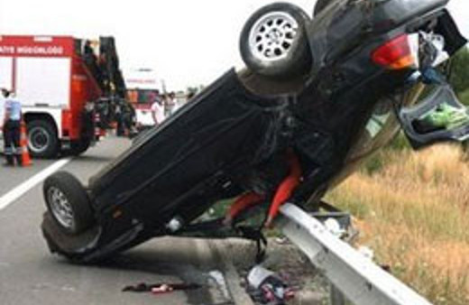 Trafik kazası mağdurları hakkını aramıyor!