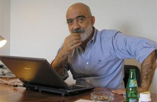 'Madem öyle sen bir alçaksın Ahmet Altan!'