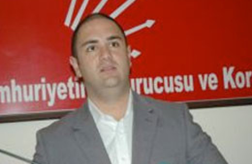 26 yaşında CHP PM'ye girdi