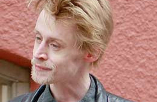 Evde gerçekten tek başına kaldı