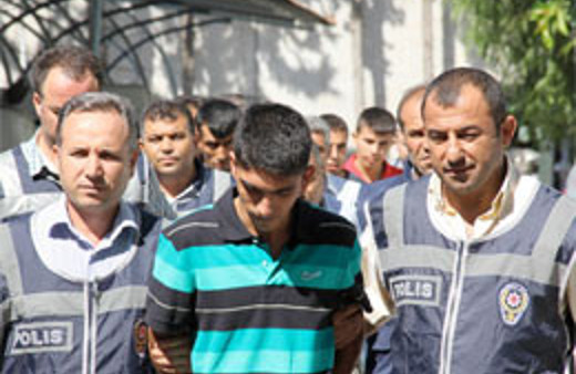 Zanlılar polisi görünce