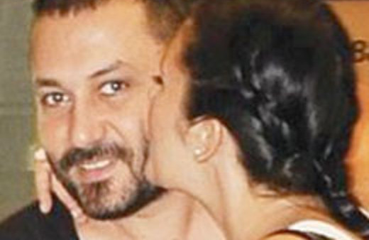 Şenlendiricinin tuhaf hayranı şaşırttı!