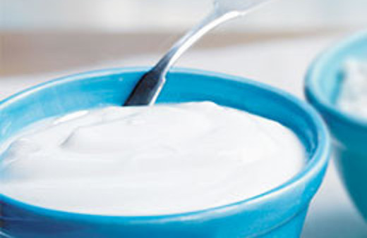 Öğrencileri yoğurtla zehirlemek istedi