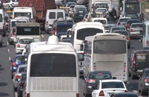 Aşırı yağış kazaları da beraberinde getirdi