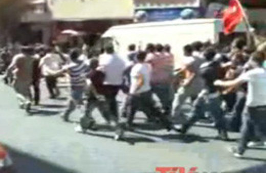 Şehit cenazesinde gerginlik