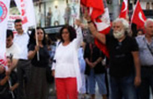 Eğitimcilerden 4+4+4 protestosu