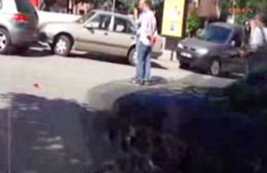 ABD büyükelçiliği önünde panik