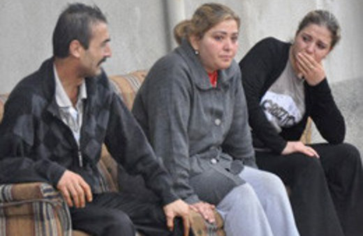 3 çocuk annesiz kaldı!