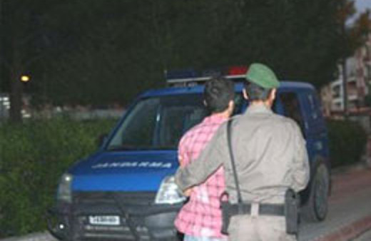 Hırsızlar jandarmayla çatışmaya girdi