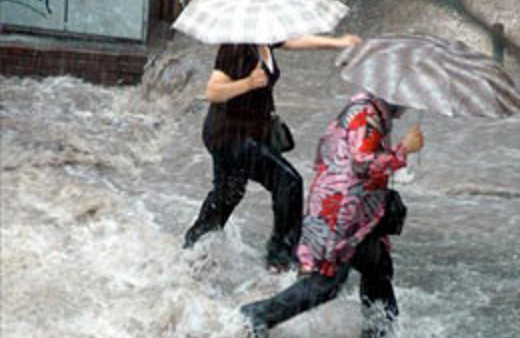 Kar gitti sağanak geldi