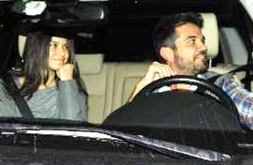 Beren ve Kenan fuarda yakalandı